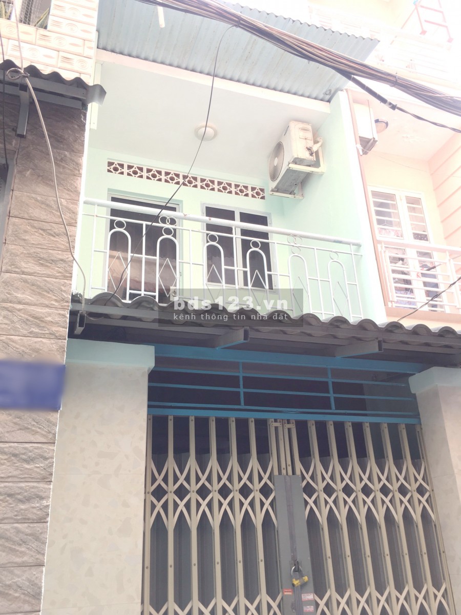 Nhà trống, 1lầu, 2pn vào ở ngay hẻm 231 Dương Bá Trạc P1 Q8