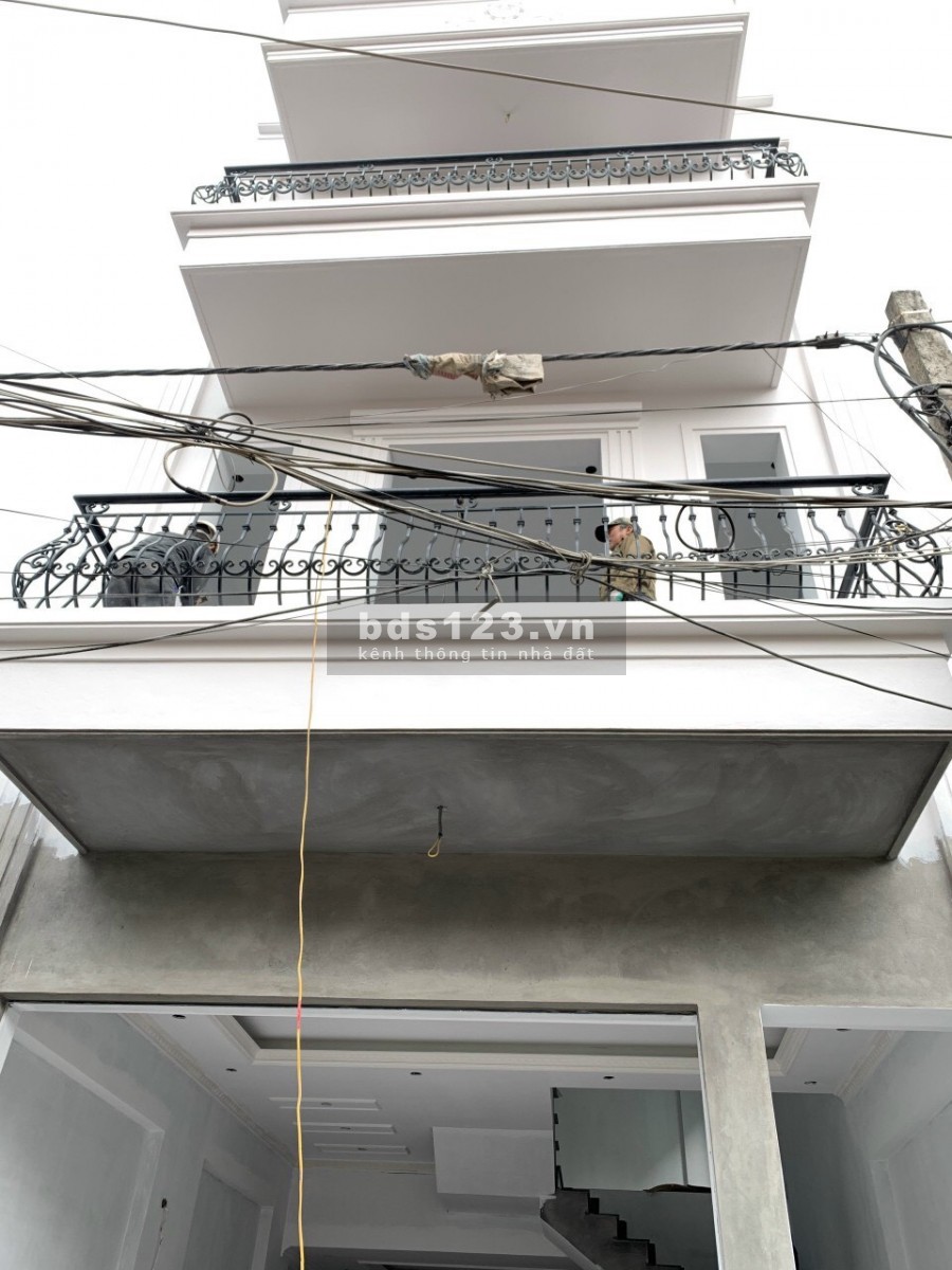Bán nhà đường Trường Chinh, TP Hải Dương, 76.9m2, 3 tầng, mt 5.33m, 2.699 tỷ