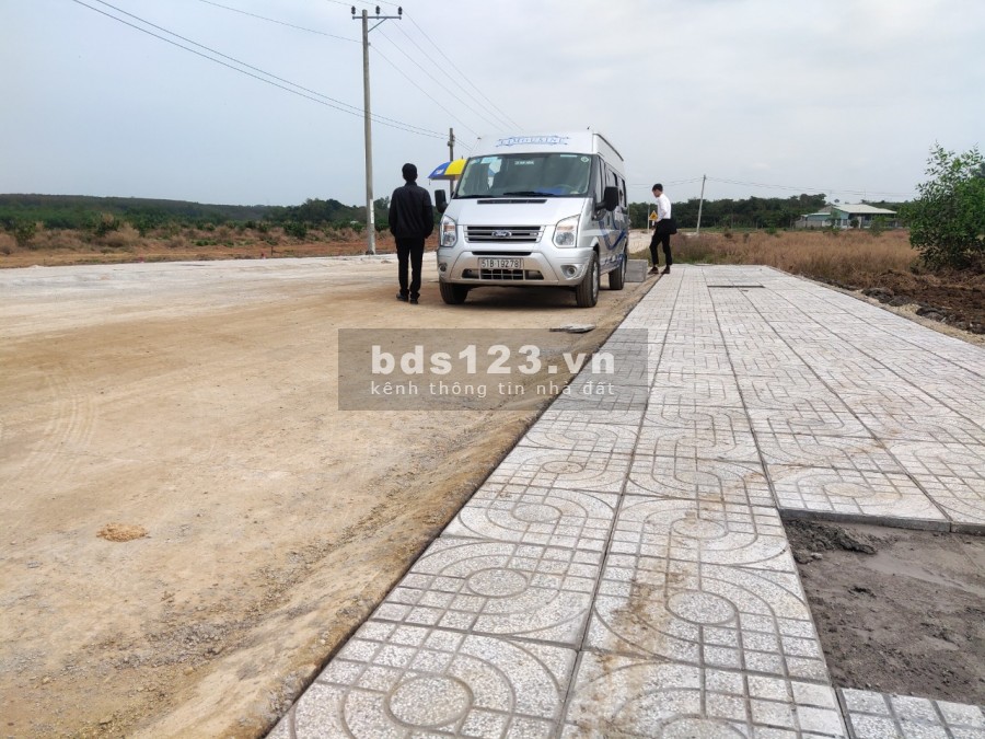 GĐ anh Tuấn ly hôn, bán gấp lô 210m2 đất ODT gần vòng xoay Hắc Dịch,15 phút đi xe tới sân bay Long Thành.