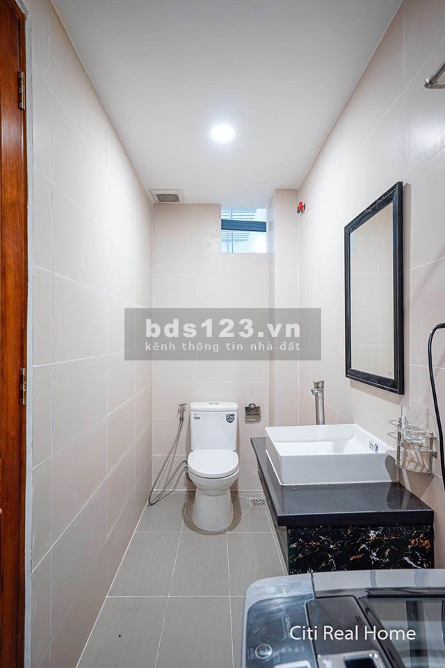 Cho thuê căn hộ 1 phòng ngủ riêng ở trung tâm Quận 3