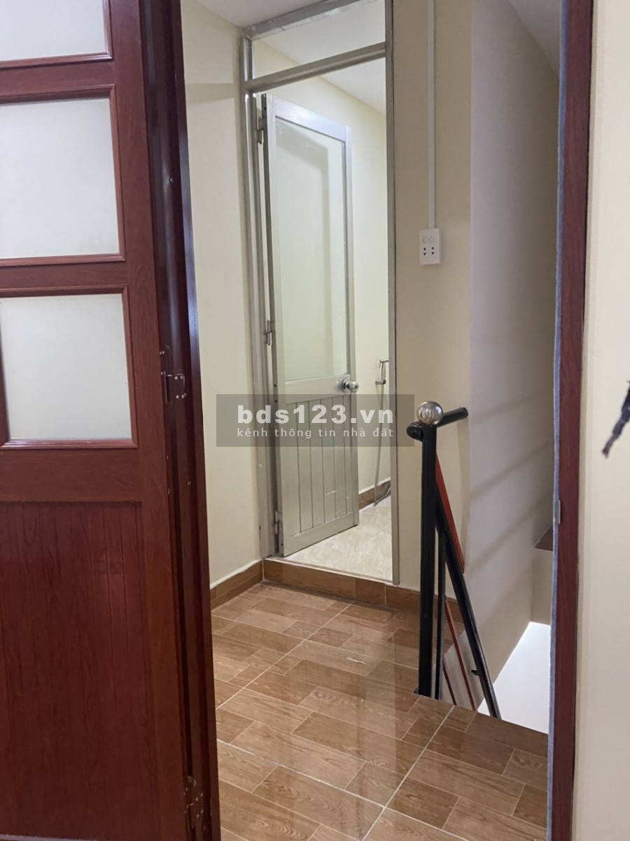Bán nhà 1 lầu sát siêu thị Lotte Mart Đường Lê Văn Lương P.Tân Hưng Q7