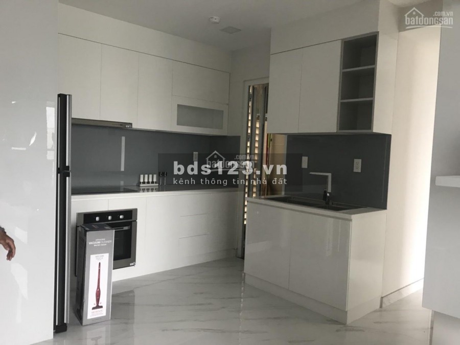 Cho thuê căn góc rộng 70m2, 2 PN, cc Xi Grand Court, giá 15 triệu/tháng, view thoáng, yên tĩnh