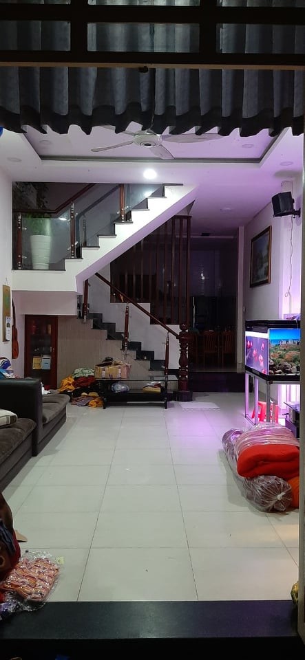 Bán nhà đường Mã Lò , Bình Tân , 40m2 , 4M*10, giá nhỉnh hơn 3 Tỉ