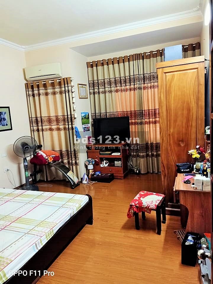 Bán nhà HXH đường Sư Vạn Hạnh, 3 tầng, Phường 12, Quận 10, giá chỉ 5 tỷ.