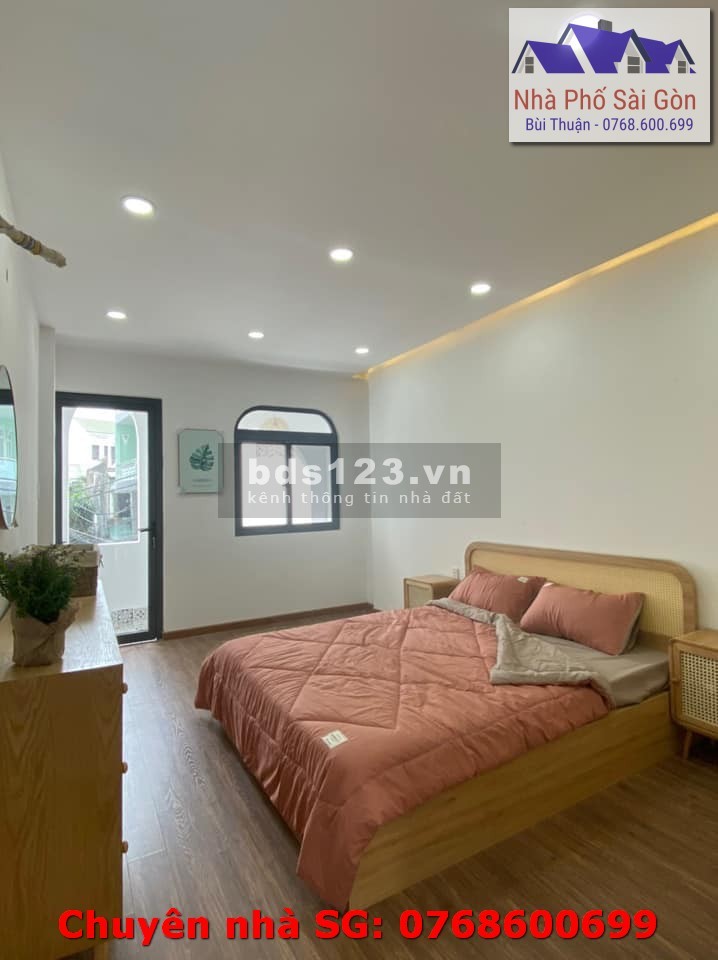 Bán Nhà 220/ Hoàng Hoa Thám, 82m2, nhà mới, ở ngay chỉ 7 tỷ 100 Lh 0768600699