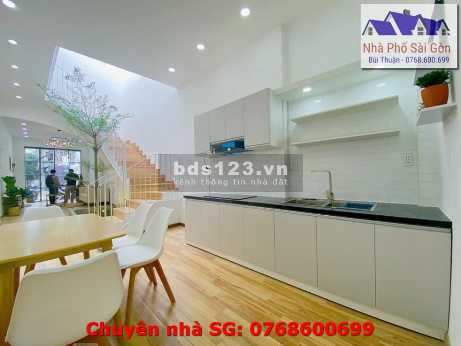 Bán Nhà 220/ Hoàng Hoa Thám, 82m2, nhà mới, ở ngay chỉ 7 tỷ 100 Lh 0768600699
