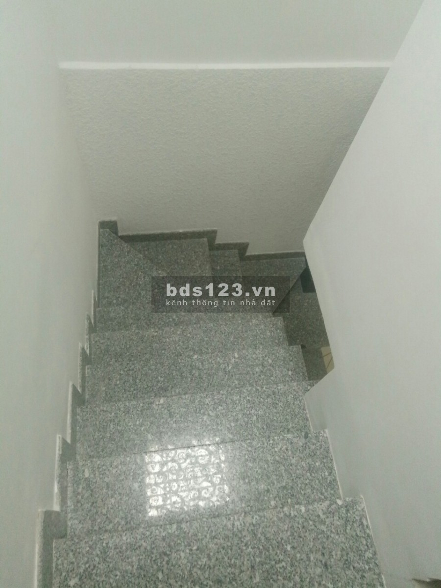 Bán nhà HXT 6m đường Nguyễn Sơn Quận Tân Phú 3 tầng nhỉnh 2tỷ Lh 0899306823