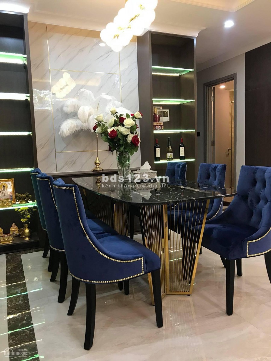 Mình cần cho thuê căn hộ 75m2, view không bị che chắn, 2 PN, giá 15 triệu/tháng, cc XI Grand Court