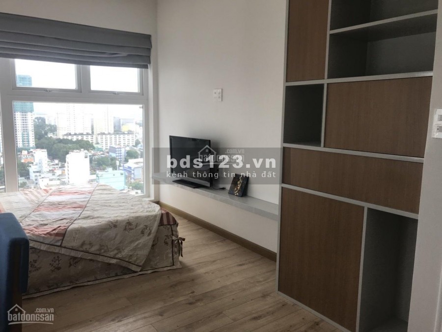 Cho thuê căn góc rộng 70m2, 2 PN, cc Xi Grand Court, giá 15 triệu/tháng, view thoáng, yên tĩnh