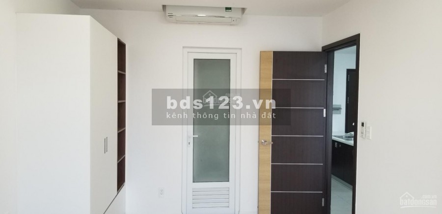 Trống căn hộ view thoáng, tầng cao, cc Xi Grand Quận 10 cần cho thuê giá 12 triệu/tháng, dtsd 53m2, 1 PN