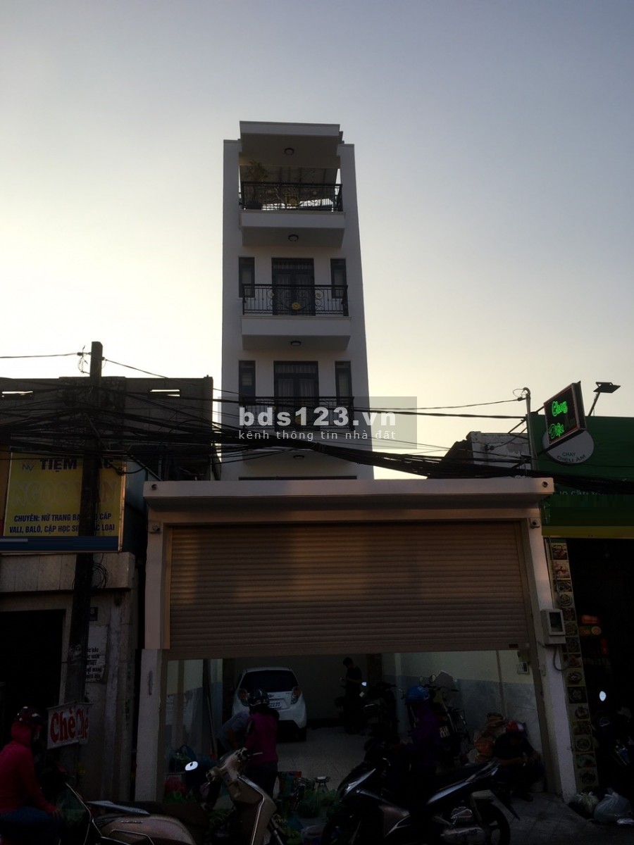 Nhà Mặt Tiền Quận Tân Phú _ 5 x 20- Dương Đức Hiền