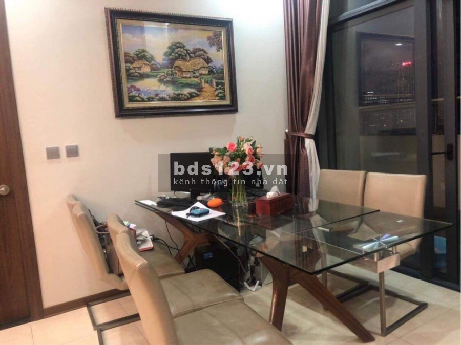 Cần bán gấp CH 02PN + 1ĐN Tràng An Complex, diện tích 88m2, giá 3,55 tỷ.