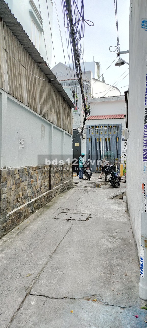 Nhà Sạch Mới Vô Ở Liền, 1 Trệt 4 Lầu, 4PN, 3WC 44 m2 Giá Rẻ