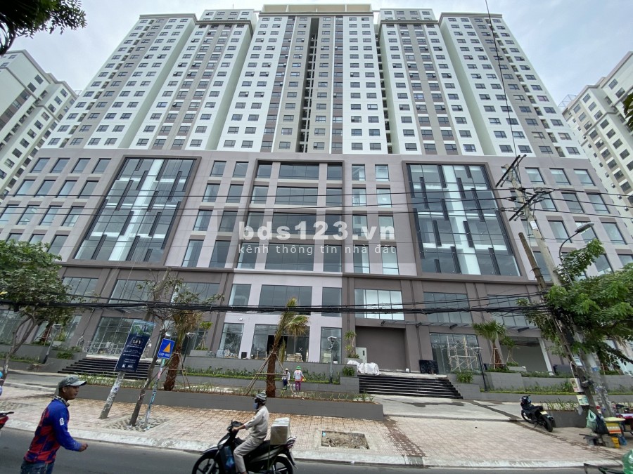 Cho Thuê Mặt Bằng làm Nhà Trẻ 493m2 tại Green River, Phạm Thế Hiển, Q.8. Giá chỉ 10,5 $/m2. LH 0932.032.403
