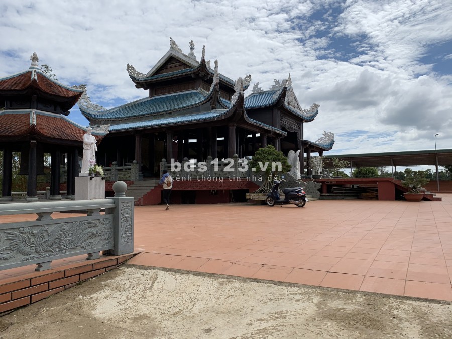 BÁN GẤP ĐẤT NỀN KHU BIỆT THỰ NGHĨ DƯỠNG