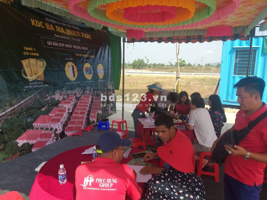 Cần thanh lý gấp lô đất sổ đỏ thổ cư MT đường số 3, Hòa Long, Tp Bà Rịa. Cam kết giá tốt nhất kh vực alo Kim: 0938.119.885