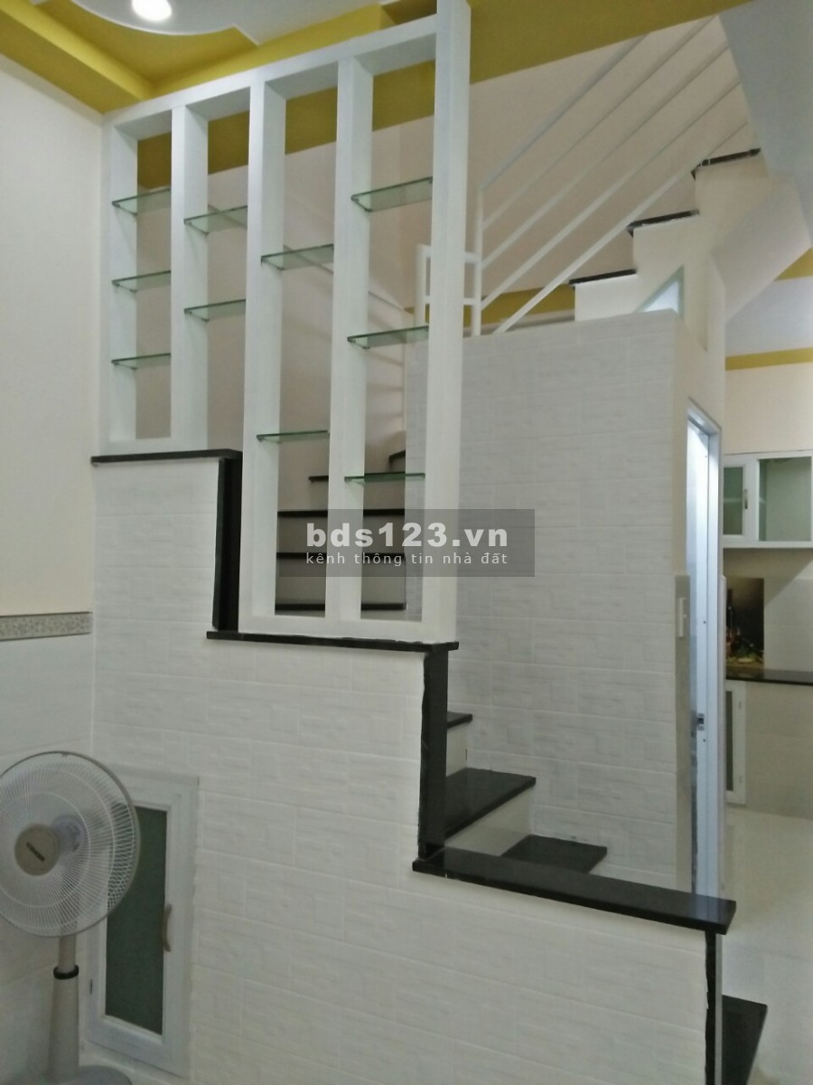 Bán Nhà Giá Rẻ Đường Hoàng Văn Thụ Quận Tân Bình