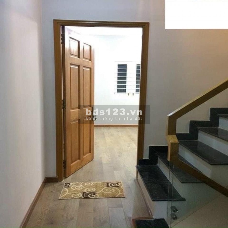 Nhà bán gần đường tô ngọc vân ngã tư ngã 4 ga quận 12: 0832123112