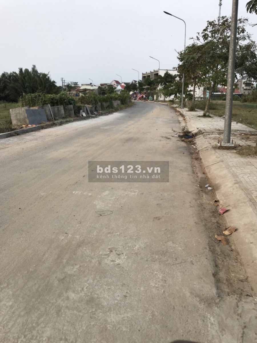 Nhà bao đẹp gần Gia Phú Viên Hồ Ngọc Hà sống cùng nghệ sĩ