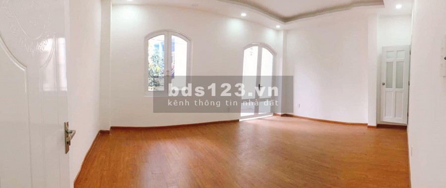 HXH Lê Văn Sỹ P12 Q3, ngang 5.8m, 4 tầng, kinh doanh shop thời trang 68tr/th. 0932828672