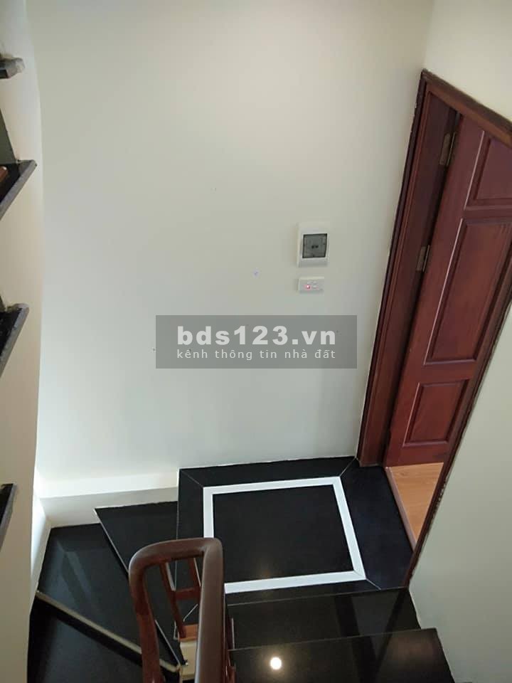 Bán nhà Định Công 38m2, 2.6 tỷ, chính chủ, còn mới