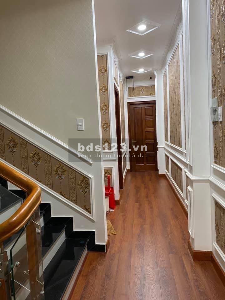 Bán nhà Phố ngay Ngô Tất Tố 1T3L có 6PN dt 68m2 giá 7 tỷ 5