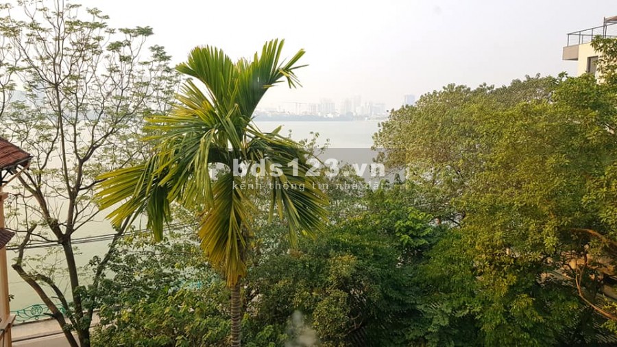 Biệt Thự Đặng Thai Mai View Hồ Tây, 2 Mặt Thoáng Trước Sau Vĩnh Viễn, 140Mx4T. giá mềm