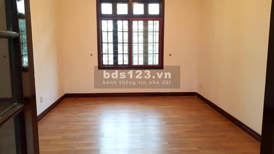 Biệt Thự Đặng Thai Mai View Hồ Tây, 2 Mặt Thoáng Trước Sau Vĩnh Viễn, 140Mx4T. giá mềm