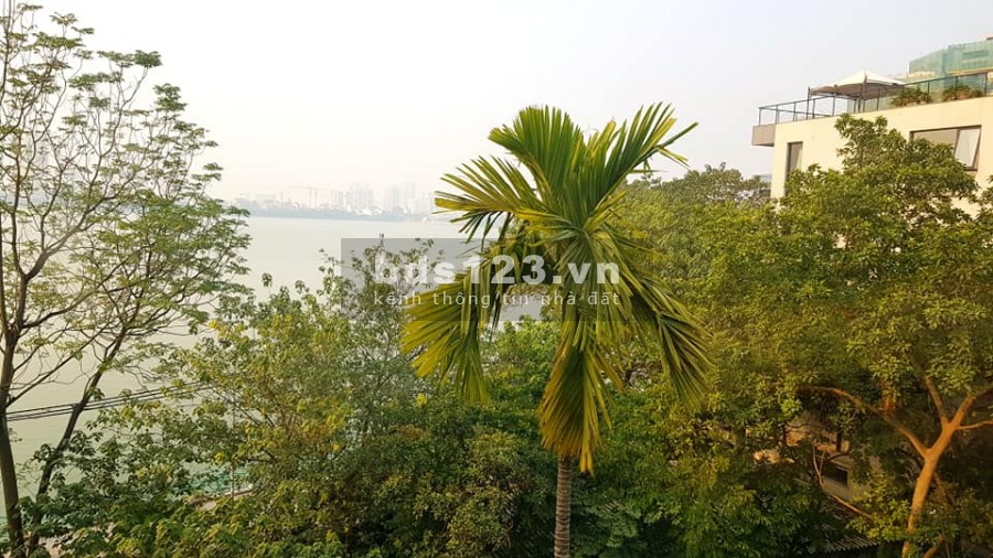 Biệt Thự Đặng Thai Mai View Hồ Tây, 2 Mặt Thoáng Trước Sau Vĩnh Viễn, 140Mx4T. giá mềm