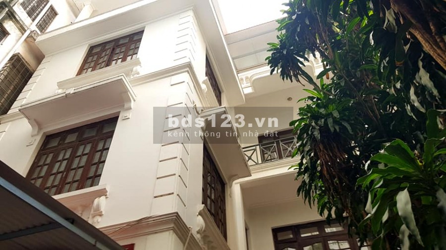 Biệt Thự Đặng Thai Mai View Hồ Tây, 2 Mặt Thoáng Trước Sau Vĩnh Viễn, 140Mx4T. giá mềm