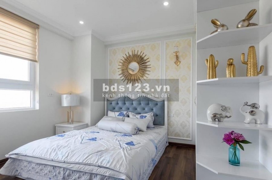 Bán Nhà Phố Nguyễn Trãi, 5 Tầng, Nhỉnh 4 Tỷ, Lô Góc, Ô Tô Đỗ Cửa