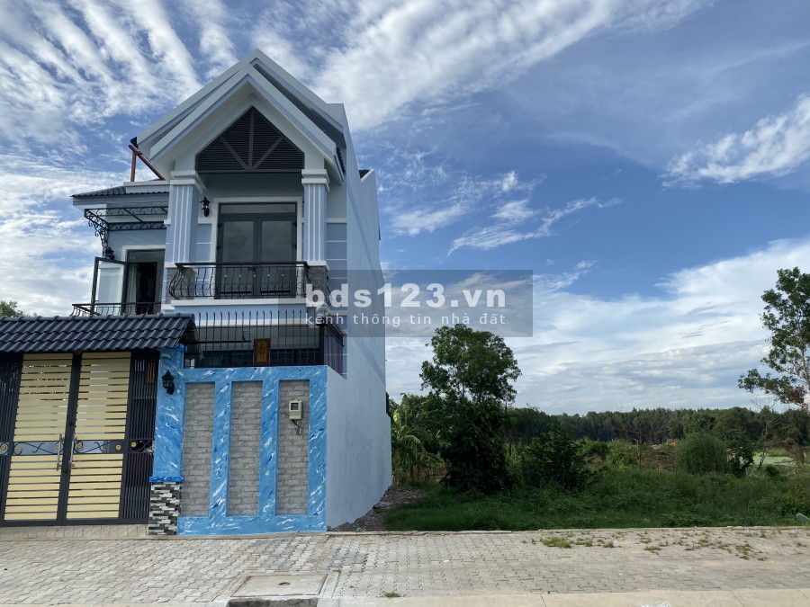 CẦN TIỀN BÁN 100M2,MẶT TIỀN ĐƯỜNG TRẦN VĂN GIÀU GẦN AEON BÌNH TÂN SỔ HỒNG RIÊNG