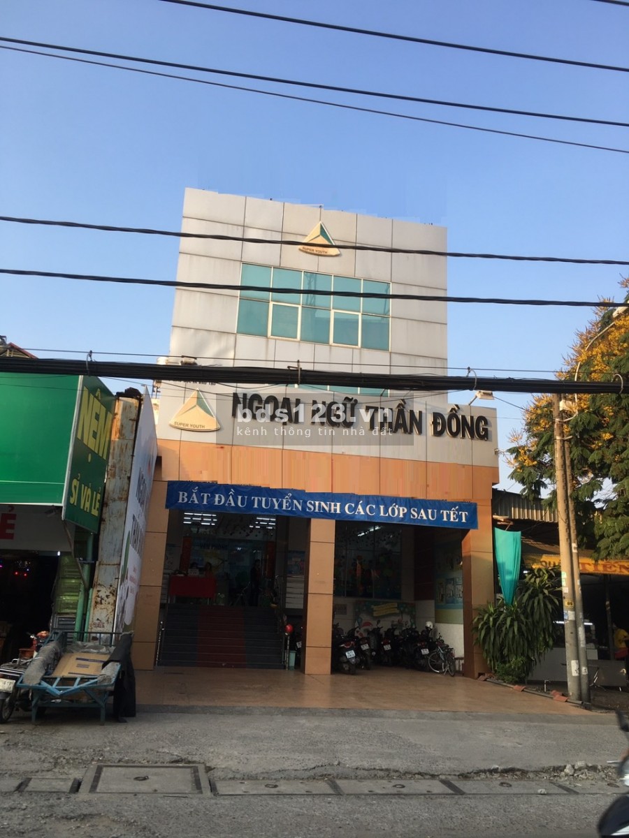 Hòa Bình, Phường Hiệp Tân, TP dt 8 x 20 đoạn sầm uất, gần ngã 4