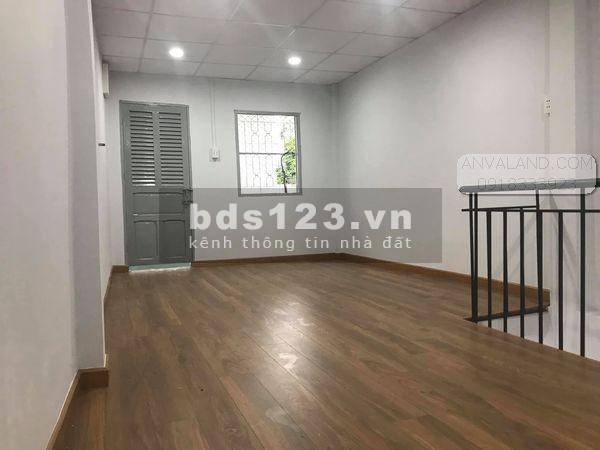 CC Bán nhà Sư Vạn Hạnh, Phường 9, Quận 10, 3PN, 3WC, 3 Tầng, giá 3 tỷ 9