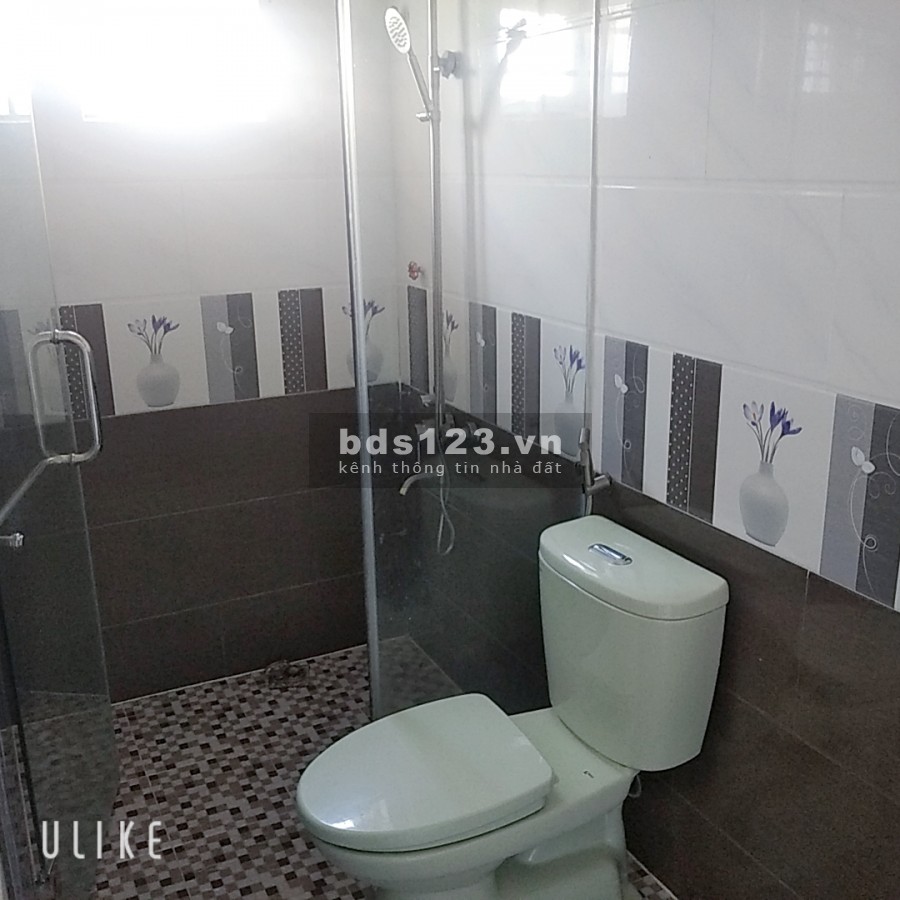 Cần bán căn nhà nằm trên 3 lô liền kề, 2 mặt tiền thị Trấn Phước Hải
