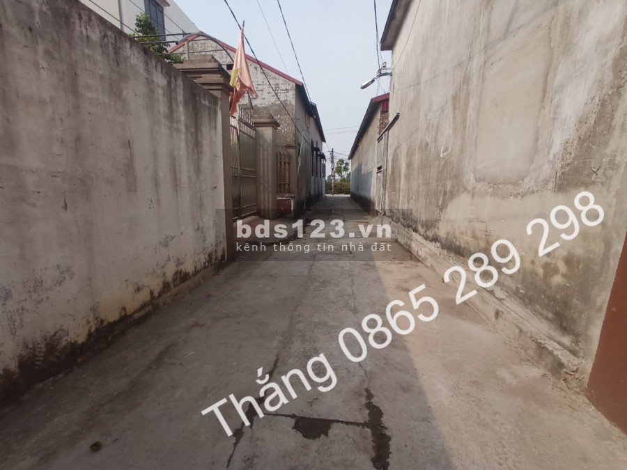 Bán đất ngay chân Cầu Đông Trù Đông Anh, Ngõ ô tô, 63x4 vuông vức chỉ 39 triệu/m2