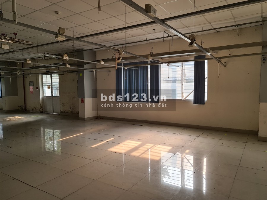 Cho thuê kho xưởng 1000m2 và 4000m2 MT Tăng Nhơn Phú Quận 9
