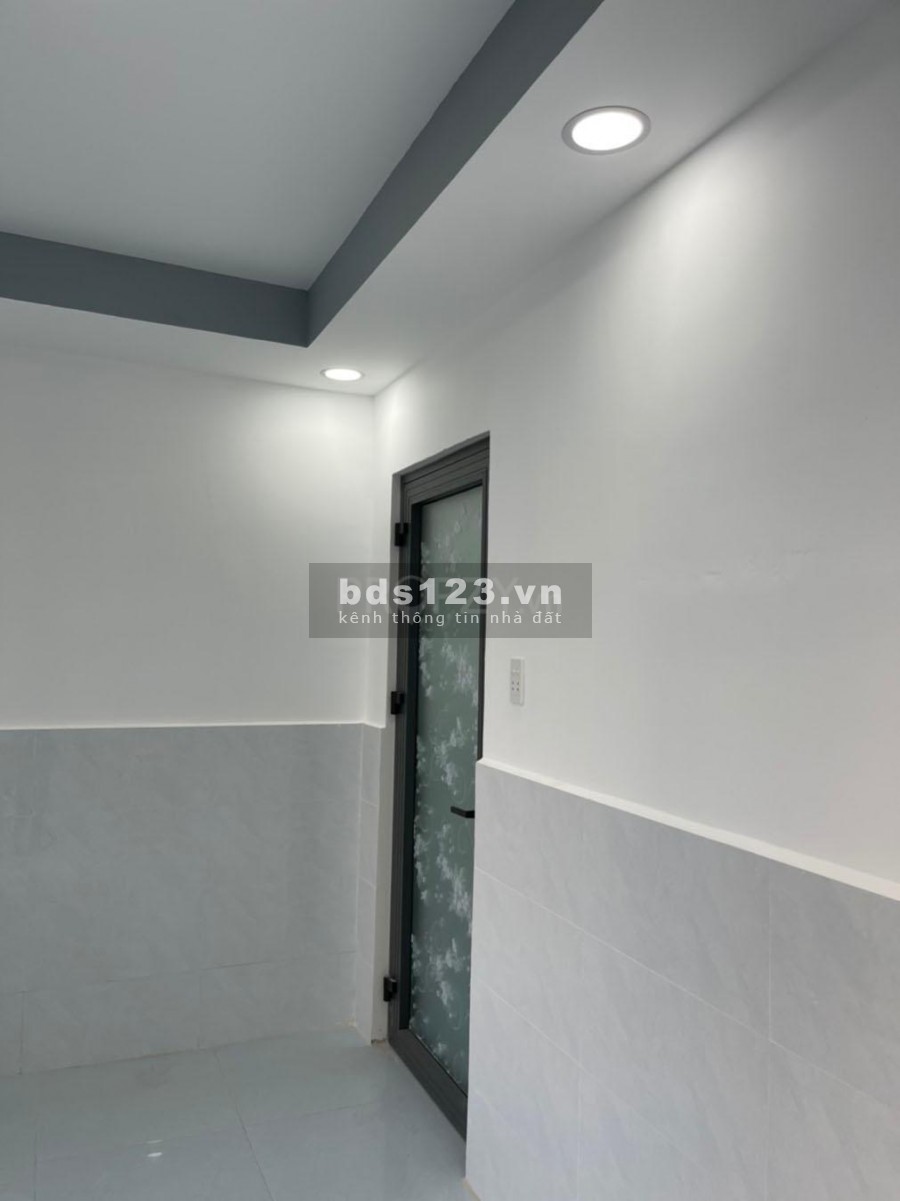 Bán Nhà Riêng Hẻm Thông Thoáng 2PN 2WC 1TR 1L 33.6M2 P5 Q8 Địa chỉ: 05 8 Hồ Chí Minh