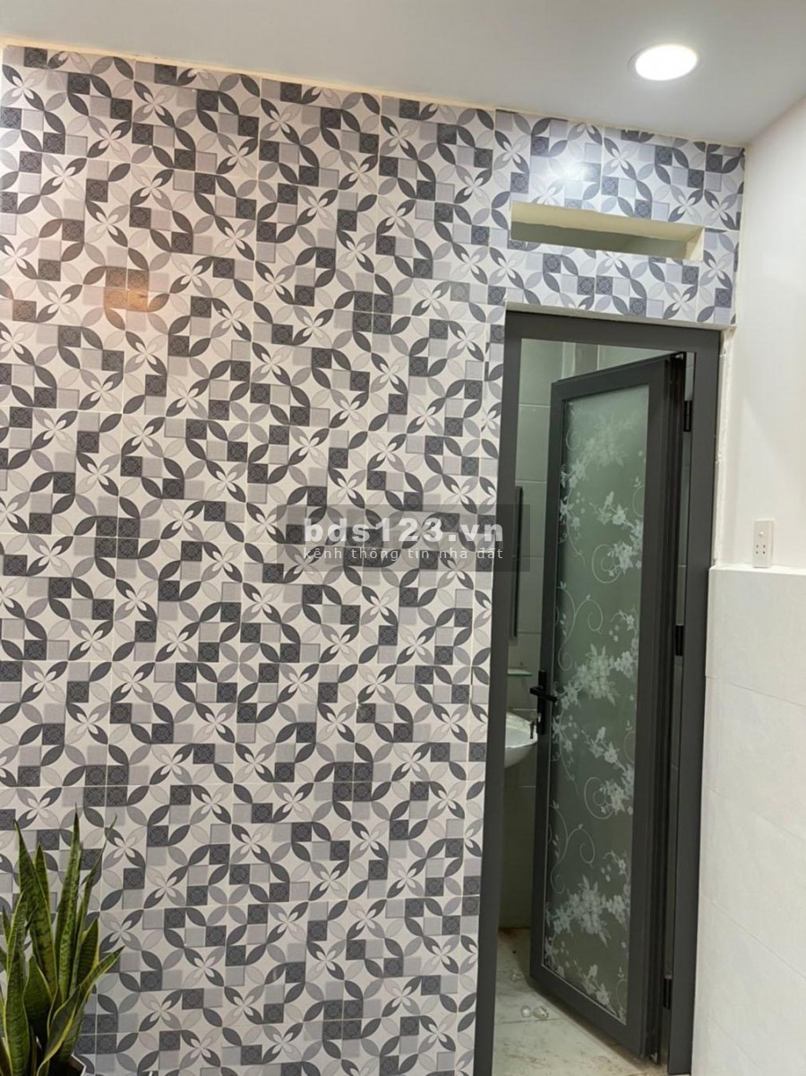 Bán Nhà Riêng Hẻm Thông Thoáng 2PN 2WC 1TR 1L 33.6M2 P5 Q8 Địa chỉ: 05 8 Hồ Chí Minh