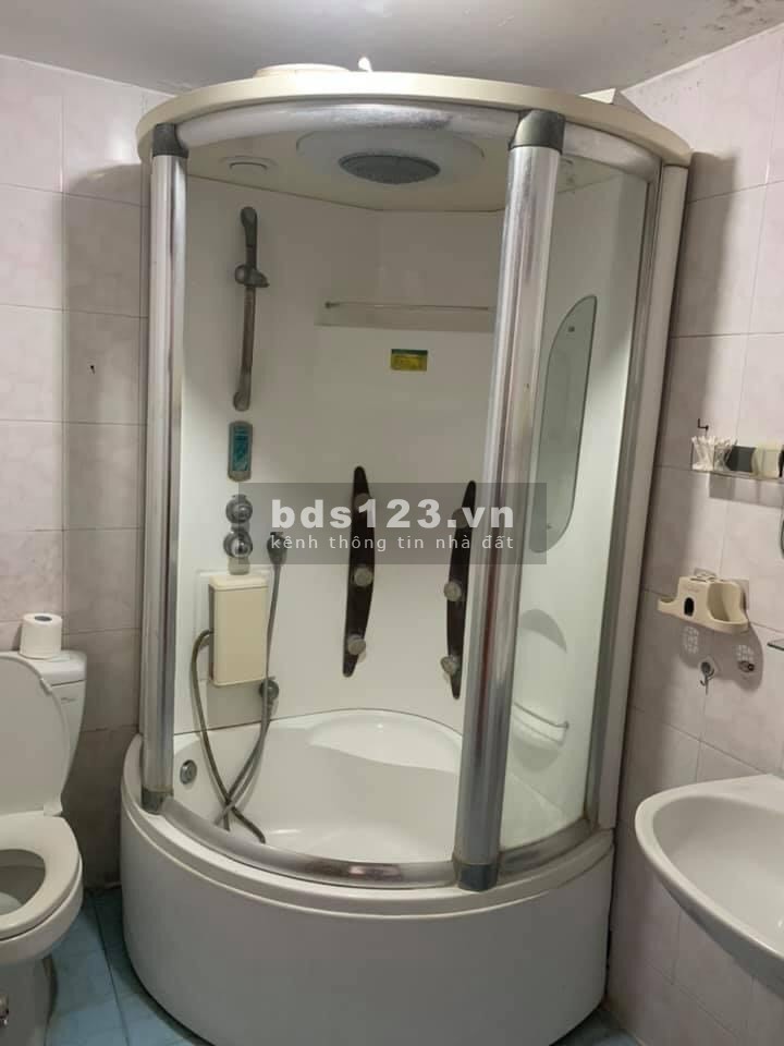 Bán Khách sạn Hoàn Kiếm diện tích khủng, giá siêu mềm dt 168m2, 7 tầng, giá 17.1 tỷ