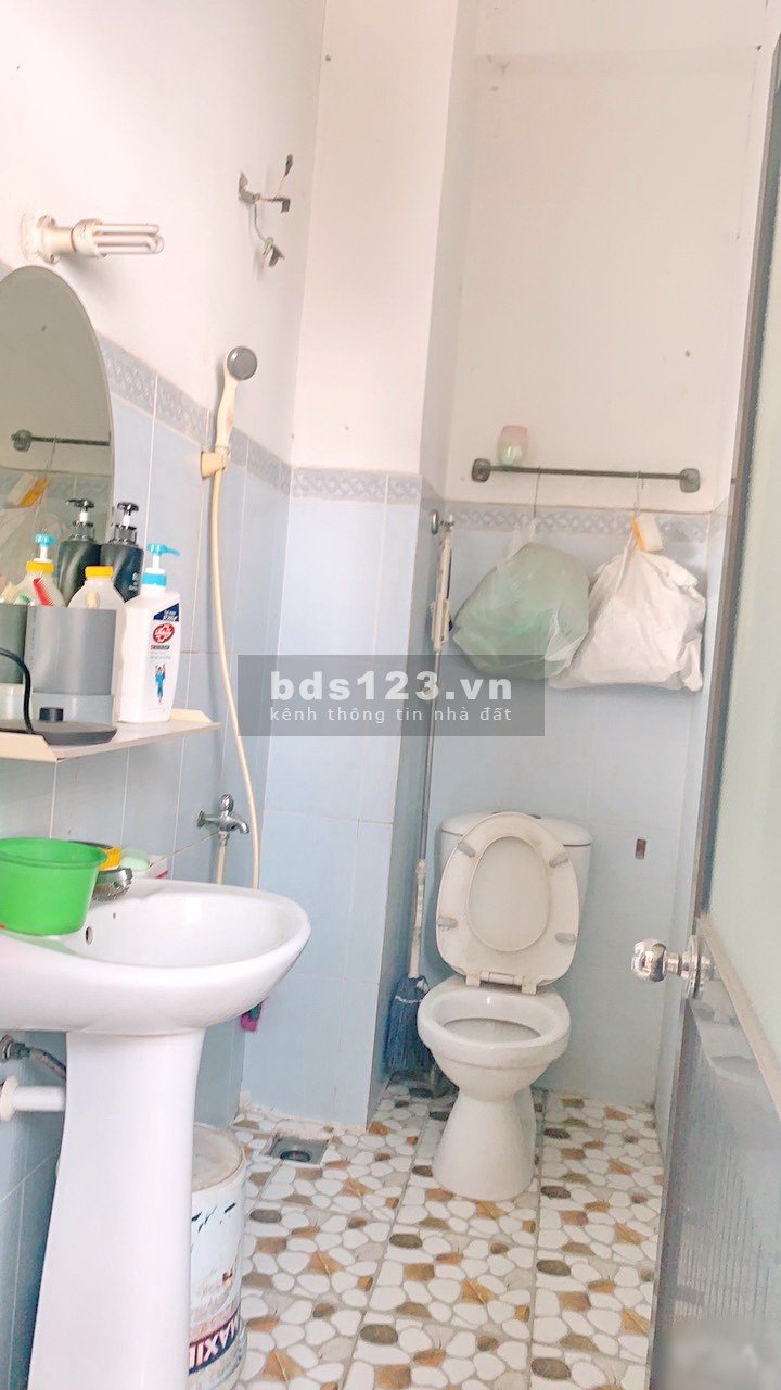 Bán nhà 2 lầu 4PN 52m2 hẻm 801 đường Phạm Thế Hiển Phường 4 Quận 8