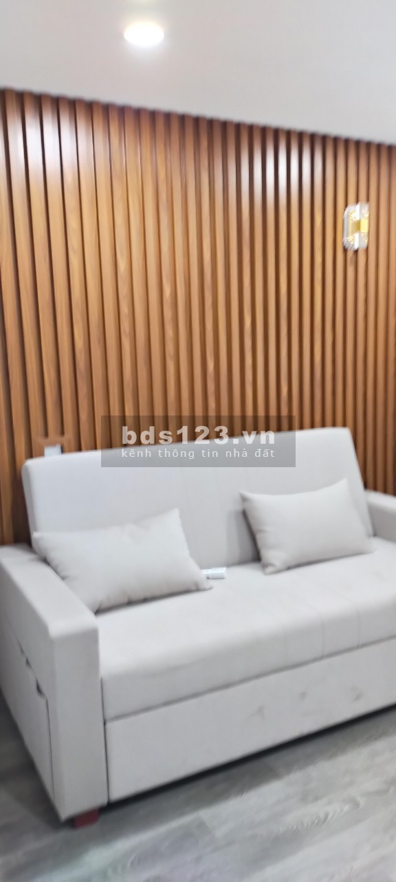 Bán Nhà Đẹp Nở Hậu, DT 46m2, 1 Trệt, 3 Lầu, Hẻm Thông, Nguyễn Bặc Giá Rẻ.