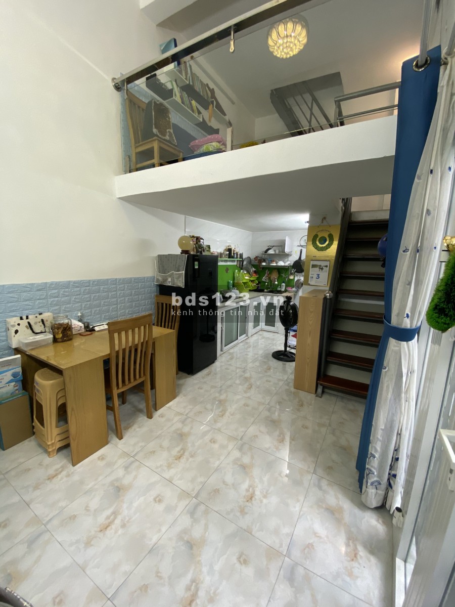 Cần bán gấp nhà mới, ở liền Nguyễn Chí Thanh, Phường 4, Quận 11. Giá chỉ 3.9 tỷ