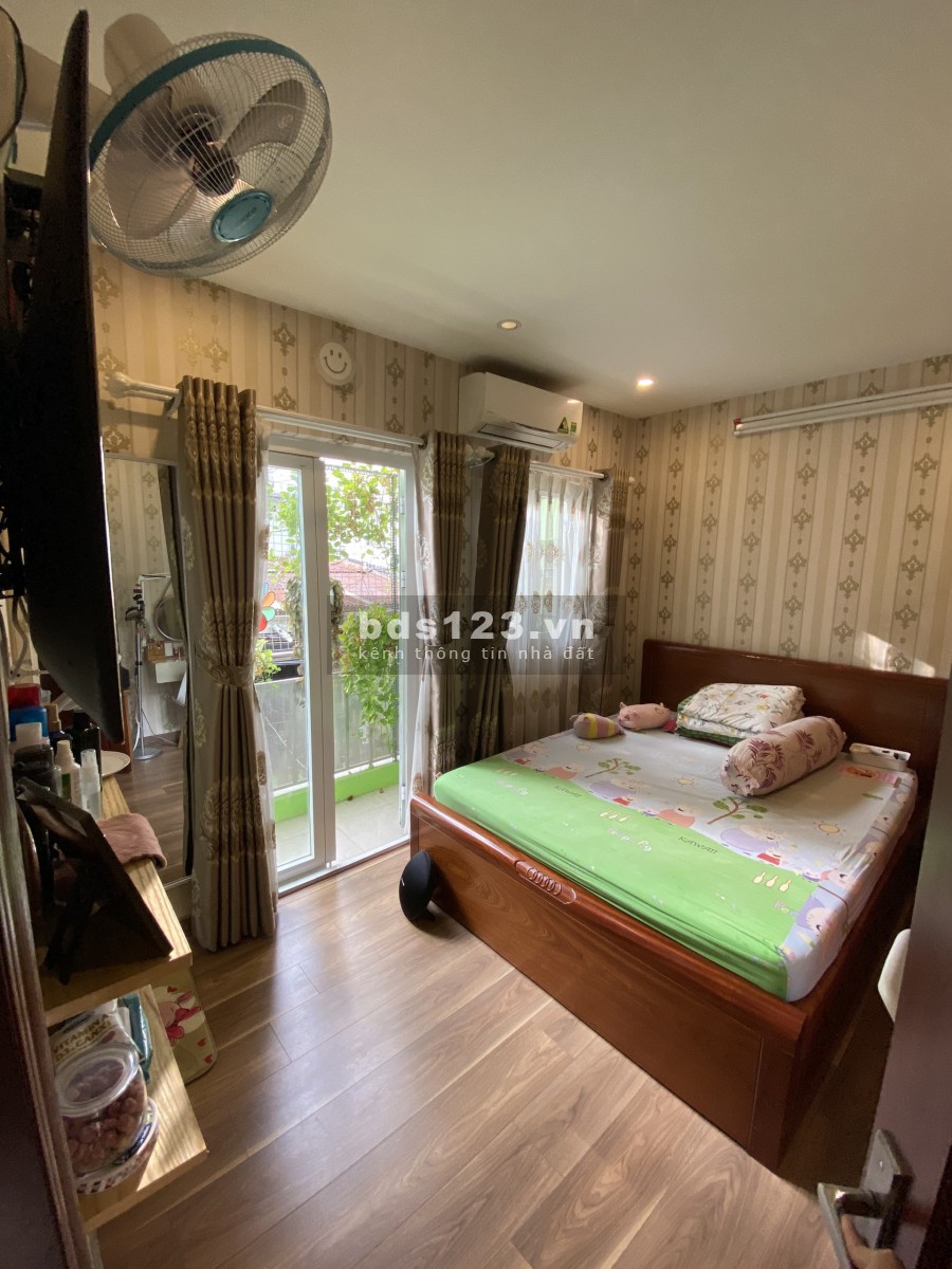 Cần bán gấp nhà mới, ở liền Nguyễn Chí Thanh, Phường 4, Quận 11. Giá chỉ 3.9 tỷ