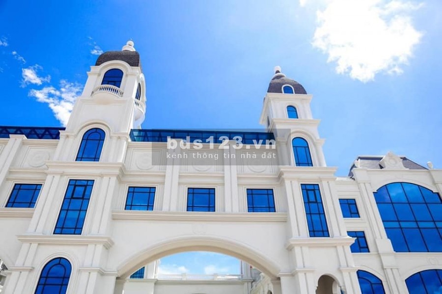 Shop Grand World ngay mặt cổng chào dự án - LH trực tiếp CDT