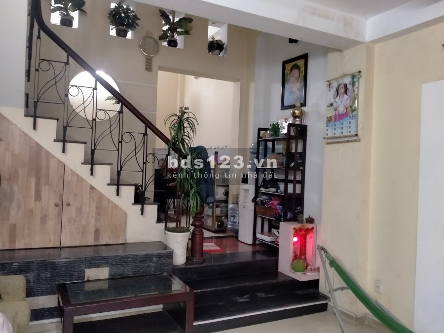 Nhà đẹp, hẻm xe hơi, Cách Mạng Tháng Tám,Quận 10,giá đầu tư !!!