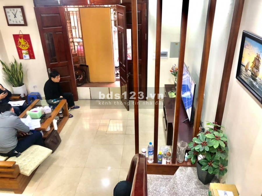 Hoàng Hoa Thám- Cực Đẹp – 10M ô tô tránh ,mặt tiền 5m 50Mx5T. 5.35 tỷ