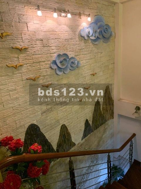 Bán nhà MỚI Cầu Giấy. 50m ra phố. 30m2 giá chỉ 2.7 tỷ.
