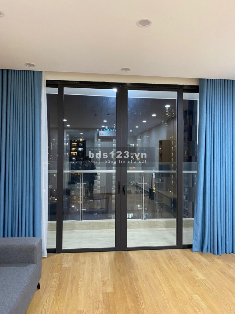 Cho thuê căn hộ chung cư 2 ngủ tại Chelsea Residence Yên Hòa