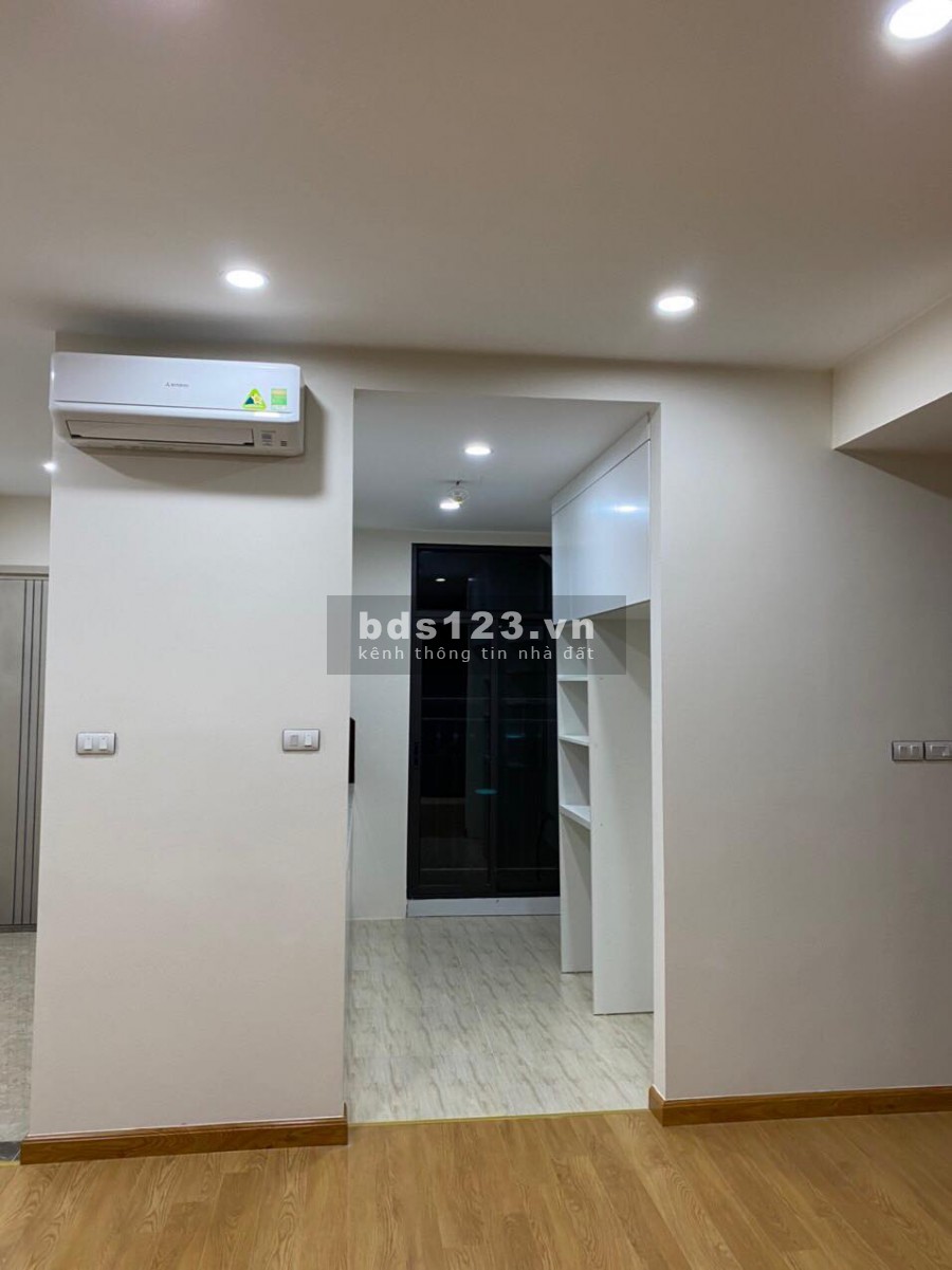Cho thuê căn hộ chung cư 2 ngủ tại Chelsea Residence Yên Hòa